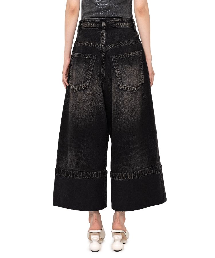 Rolled-up Denim Pants