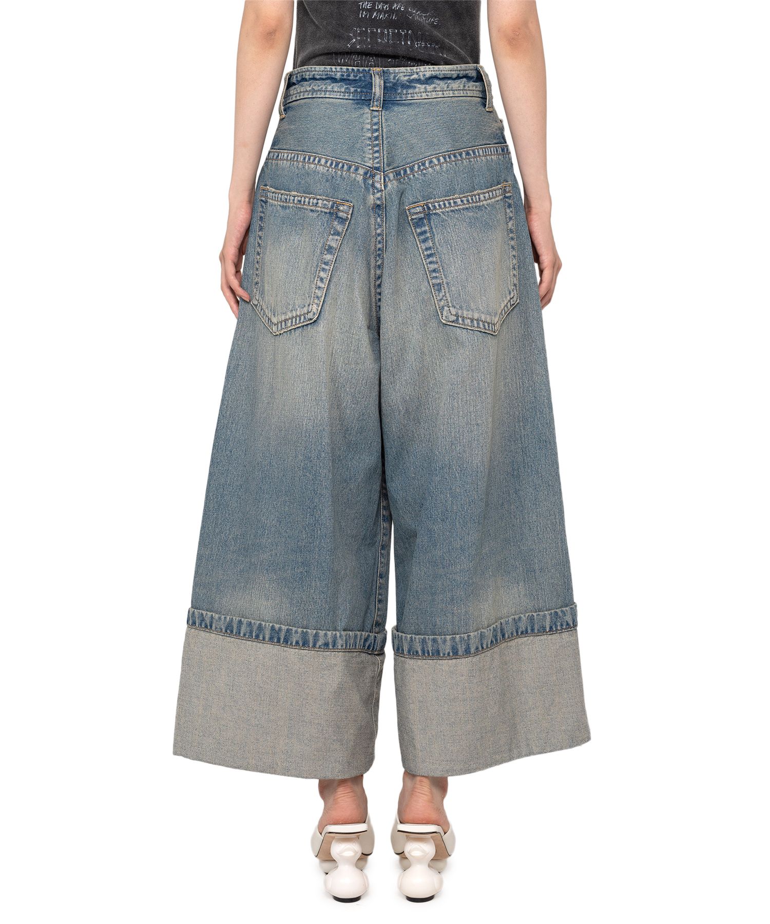 Rolled-up Denim Pants