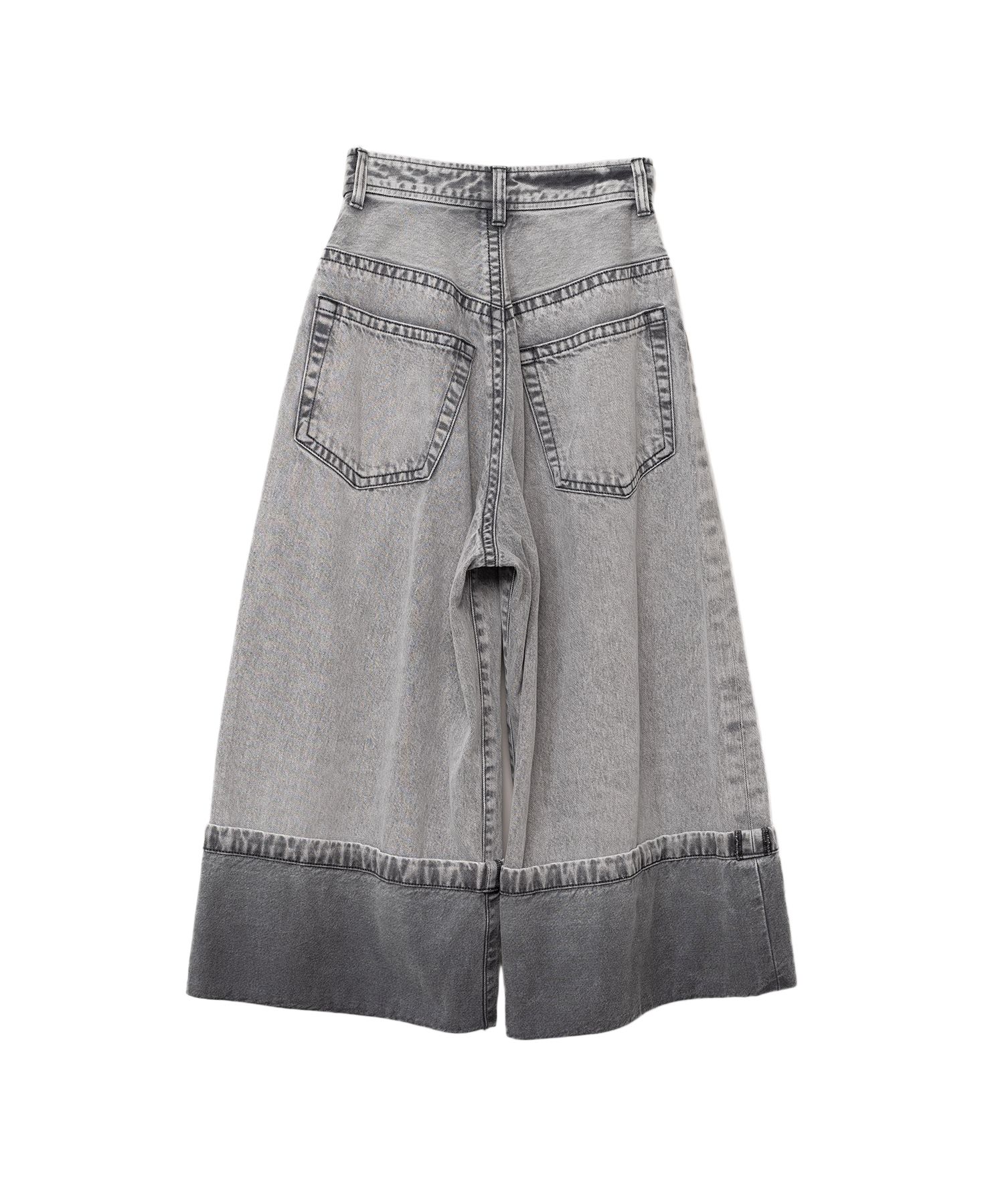 Rolled-up Denim Pants