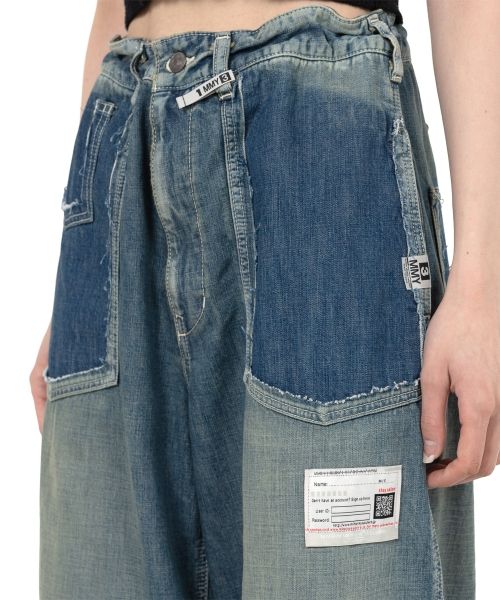 Cut-Out Pocket Denim Pants