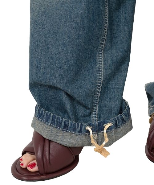 Cut-Out Pocket Denim Pants