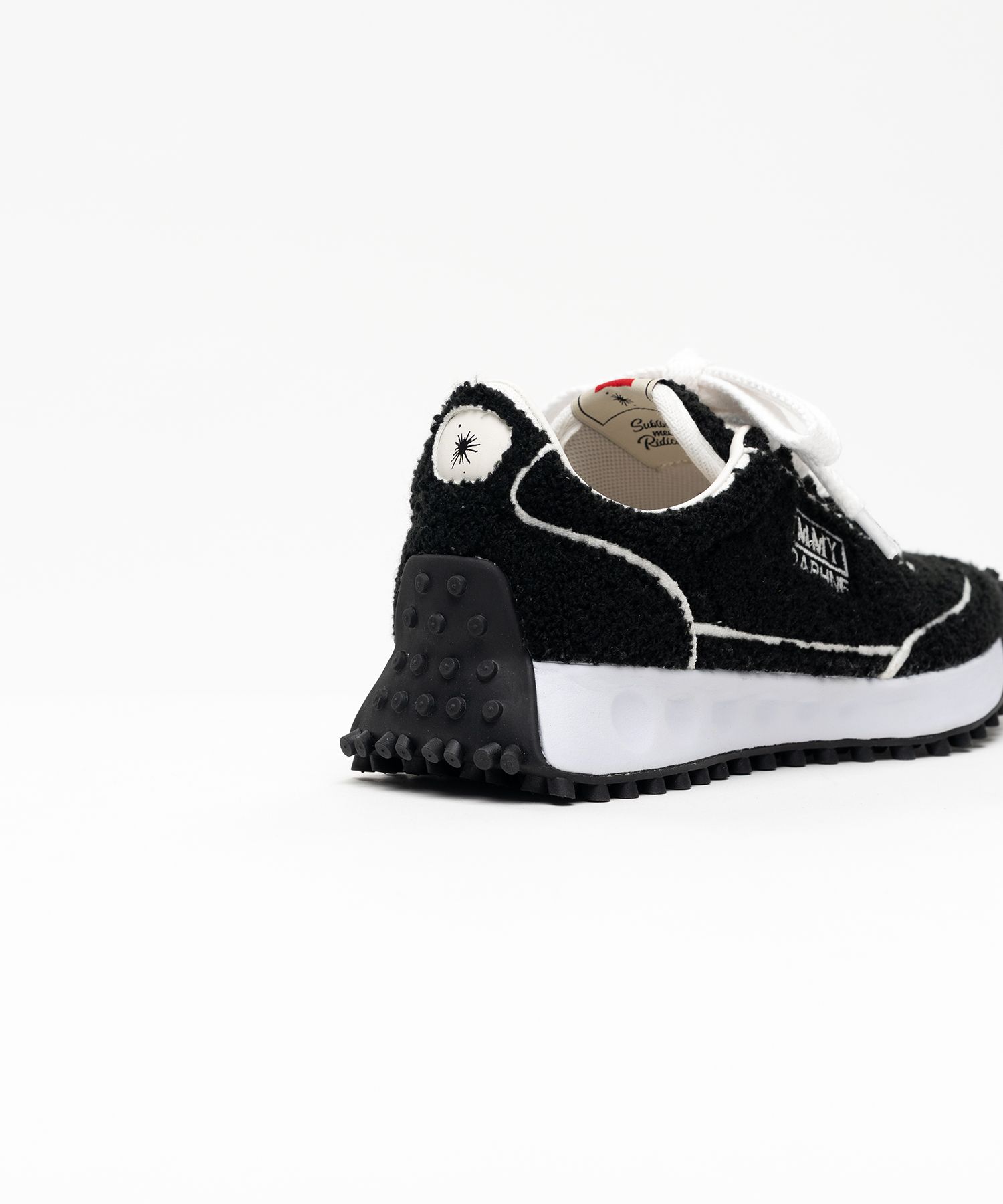 "DAPHNE" OG Sole Chenille Embroidey Canvas Low-top Sneaker