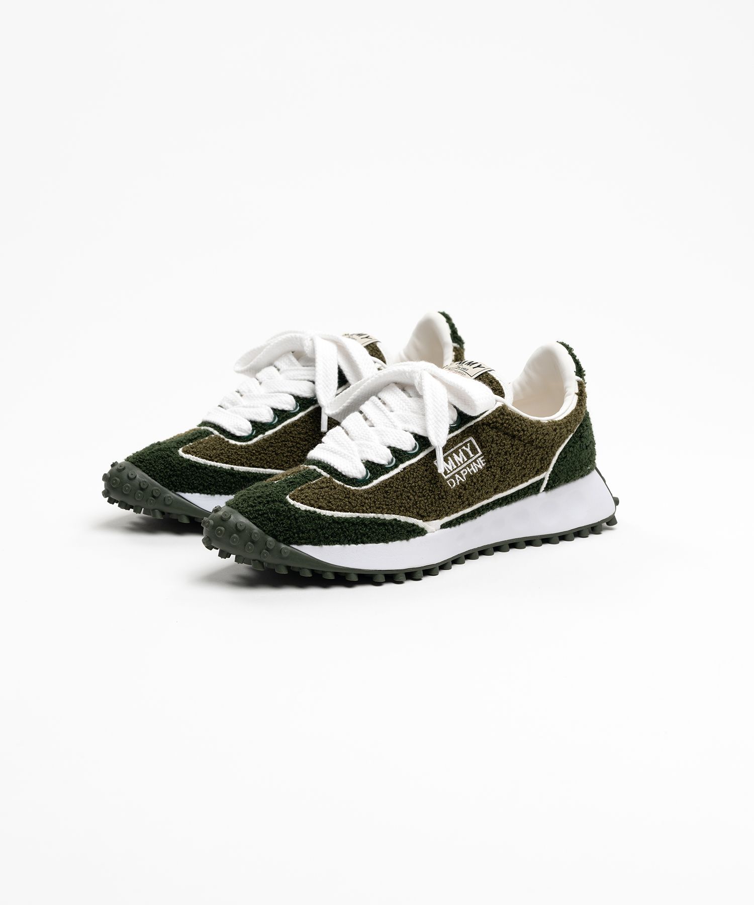 "DAPHNE" OG Sole Chenille Embroidey Canvas Low-top Sneaker