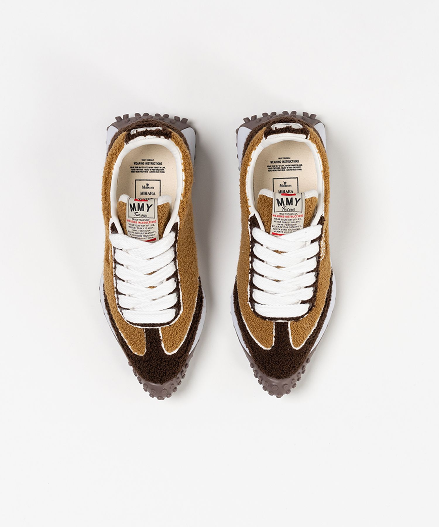 "DAPHNE" OG Sole Chenille Embroidey Canvas Low-top Sneaker