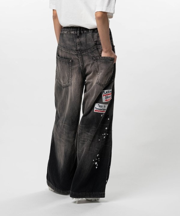 Embellished Sticker Denim Pants
