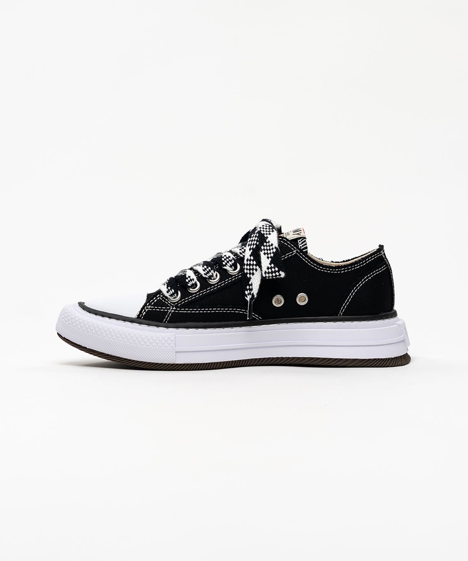 "YUCCA" OG Sole Canvas Low-top Sneakers