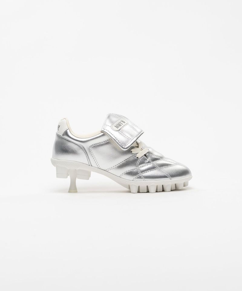 Spike Sole Leather Sneaker Pumps