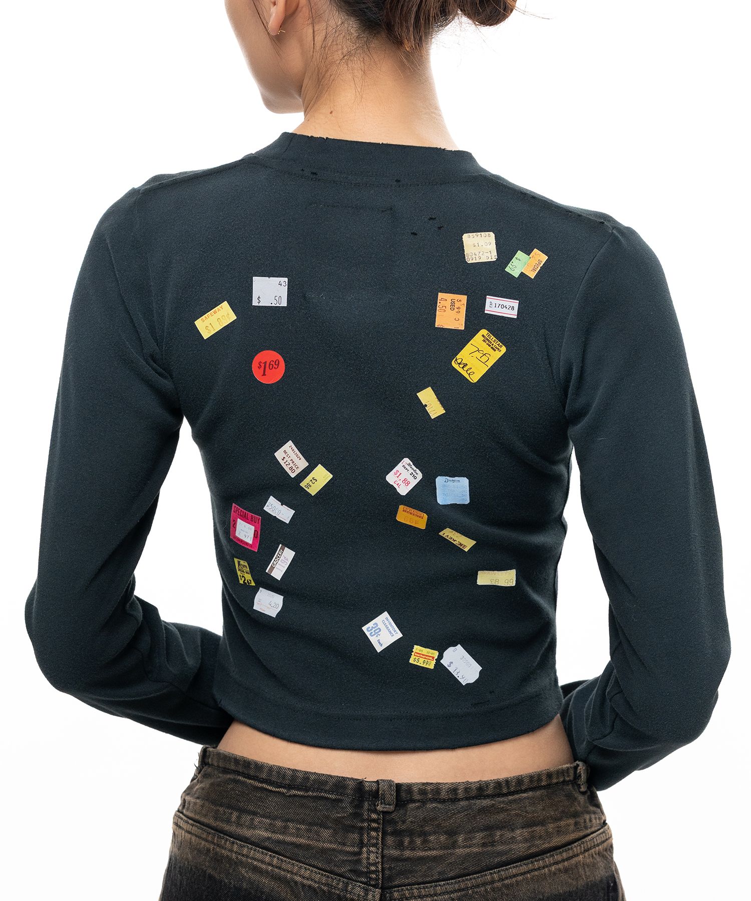 Price Tag Sticker Printed Cropped Long Sleeve T-shirt