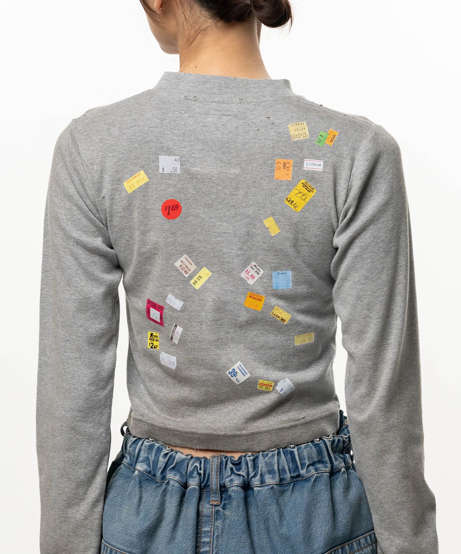 Price Tag Sticker Printed Cropped Long Sleeve T-shirt