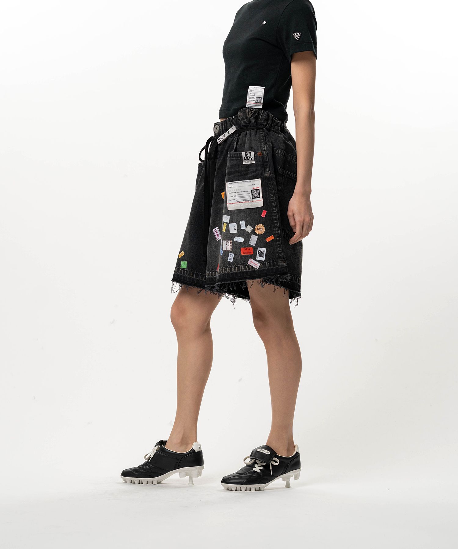 Price Tag Printed Denim Gather Shorts