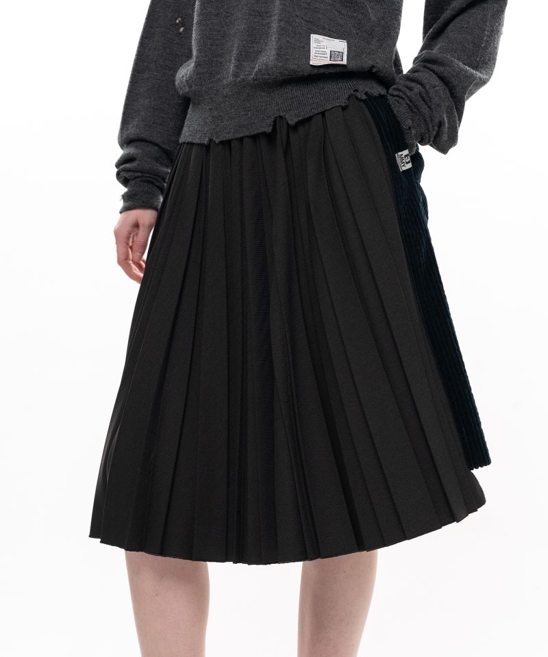 Combined Pleated Corduroy Skirt