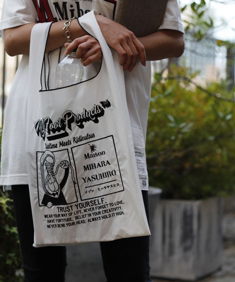 BALL & CHAIN Eco bag with strap