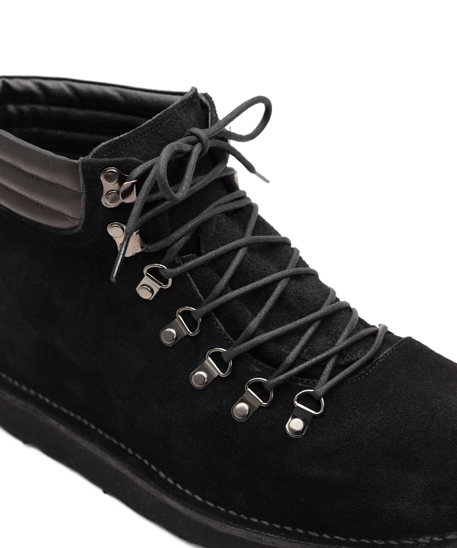 【EXCLUSIVE】 Giant Trekking Boots