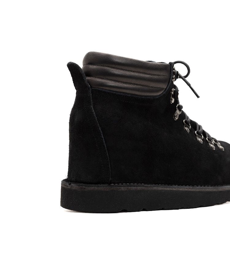 【EXCLUSIVE】 Giant Trekking Boots