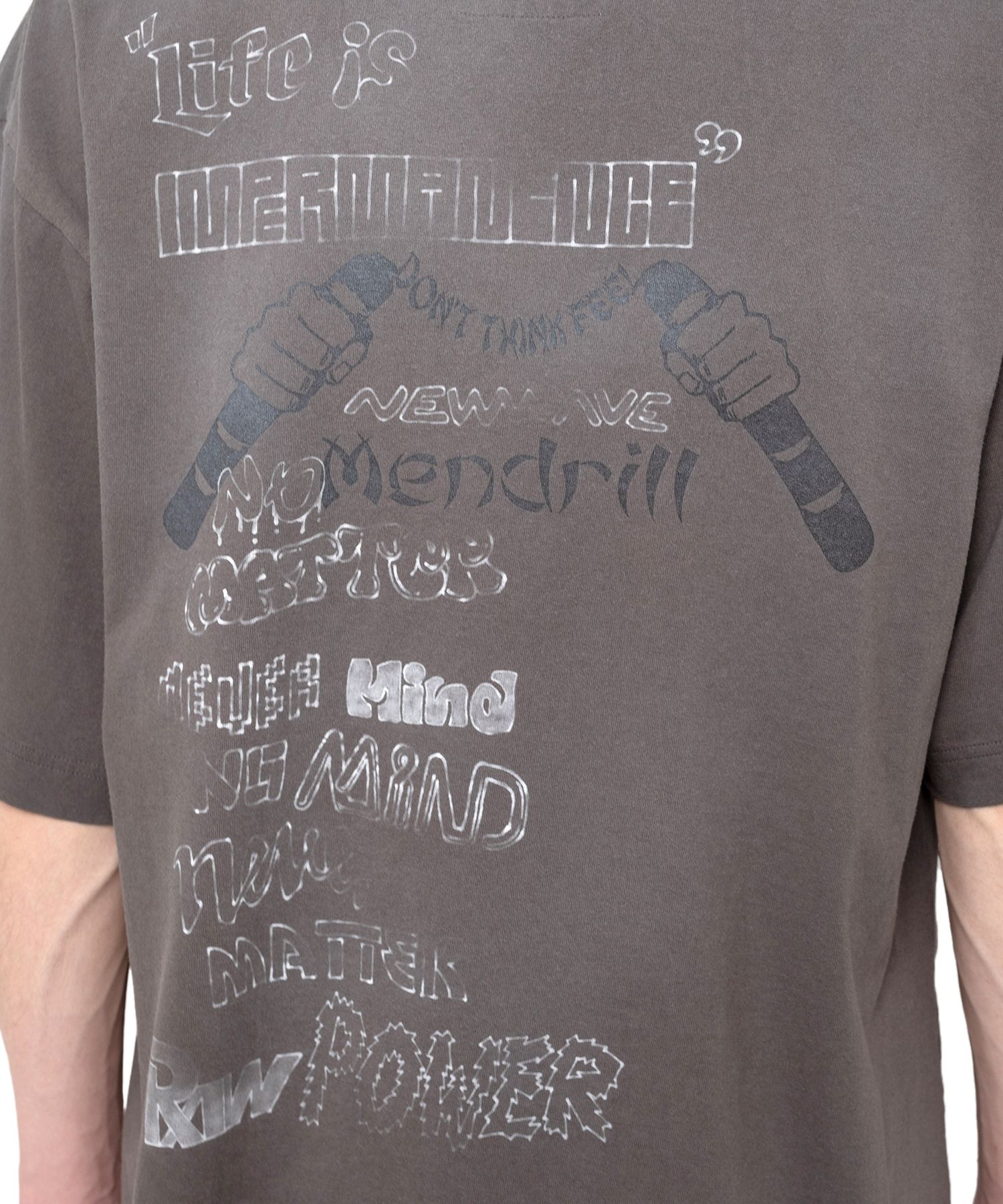 Mendrill X GS. Distressed Tee