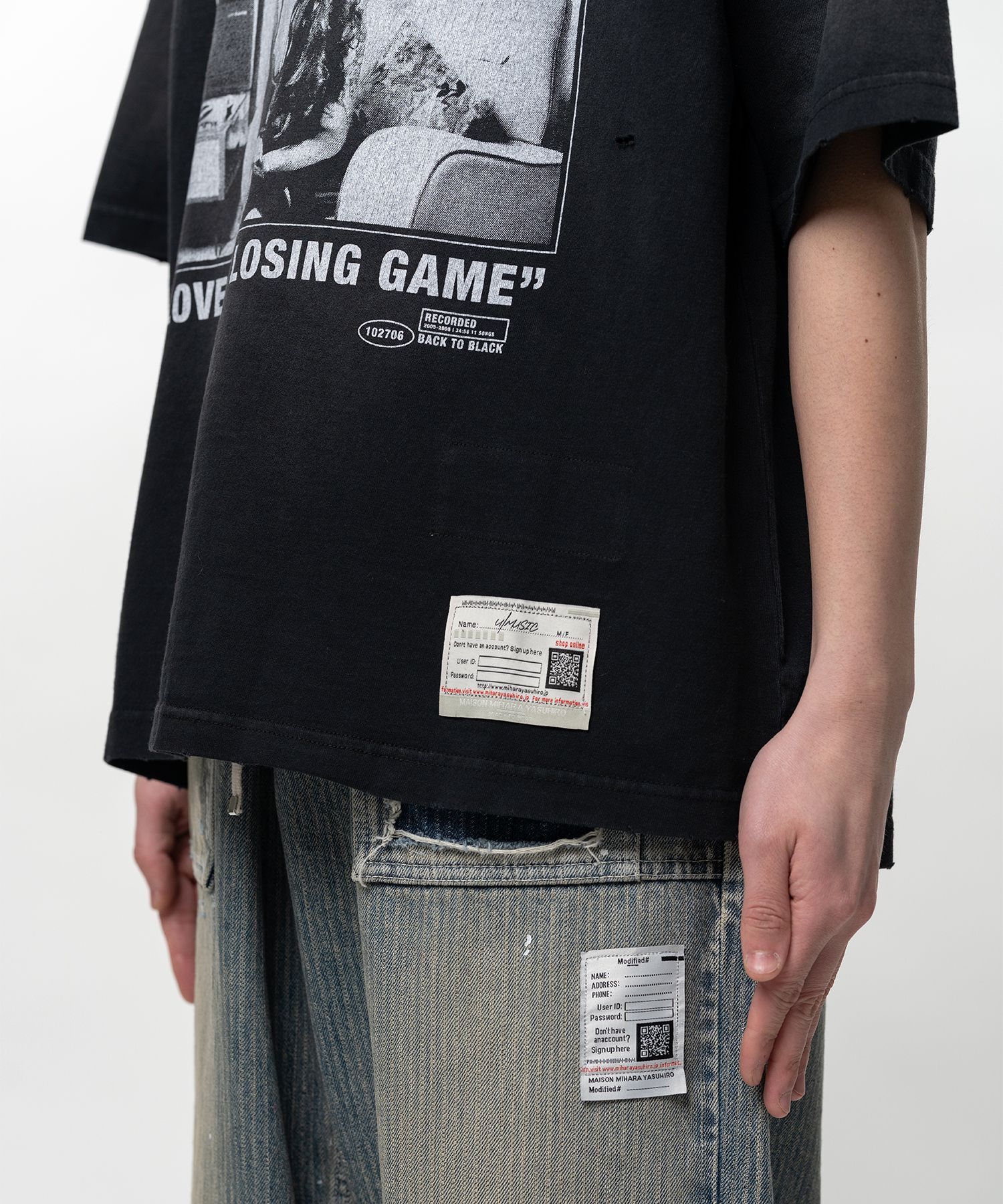 "U/MUSIC x MMY" AMY WINEHOUSE Print T-shirt