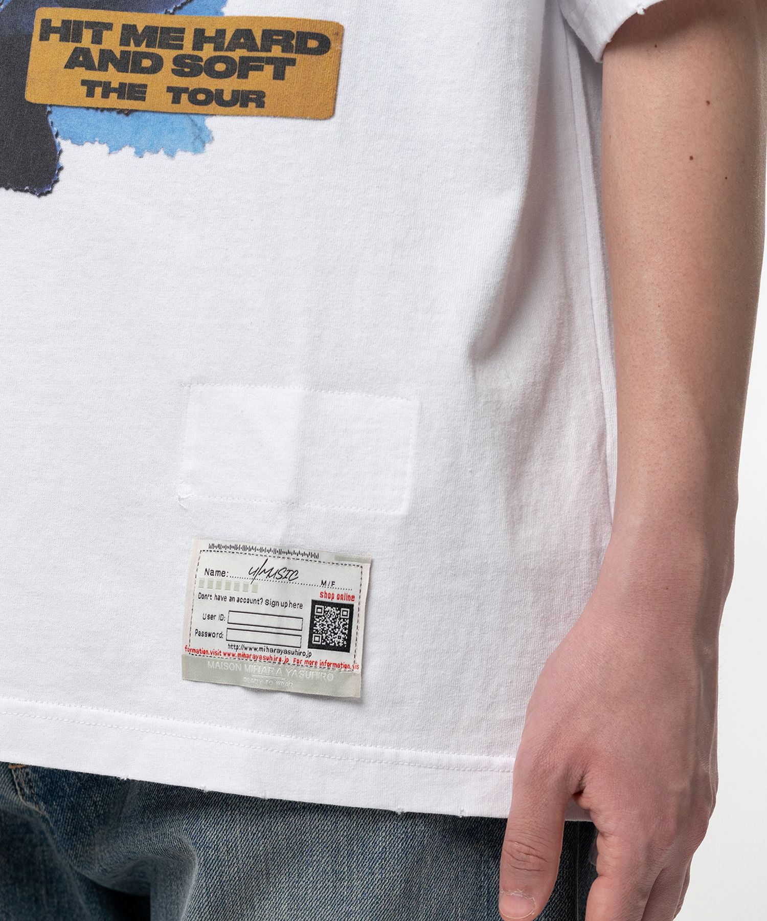 "U/MUSIC x MMY" Billie Eilish Graphic T-shirt