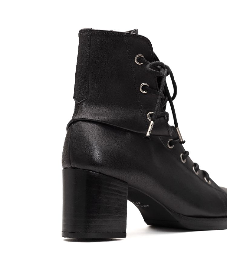 Twisted Leather Boots