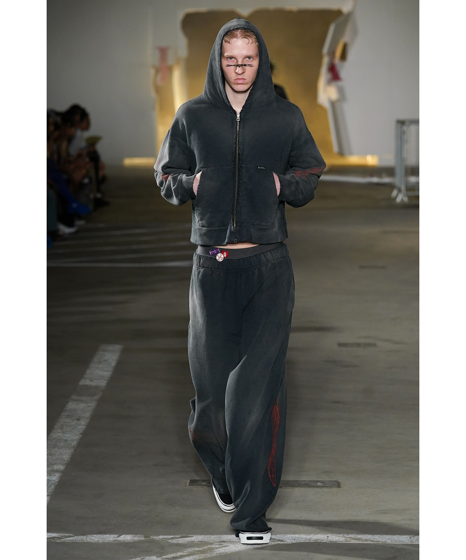 Zip-up Bleached Hoodie