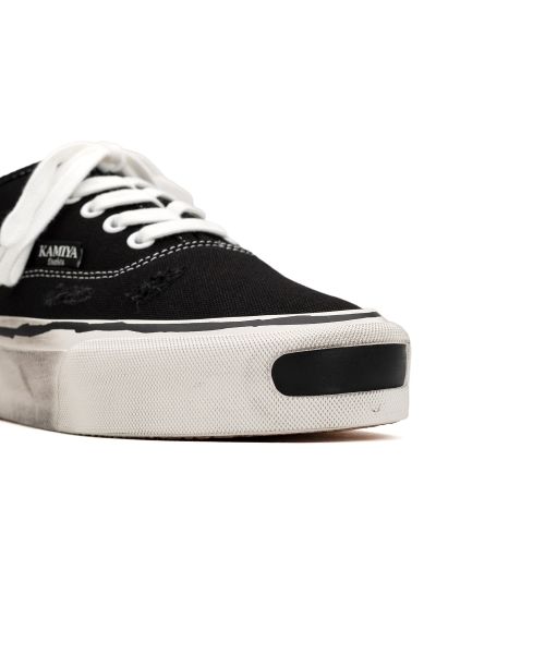 "Herc" Distressed Vulcanized Sneaker