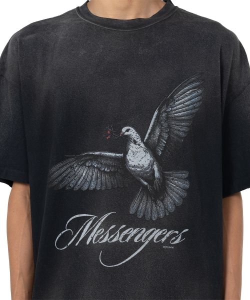 "Messenger Pigeon" Distressed T-shirt