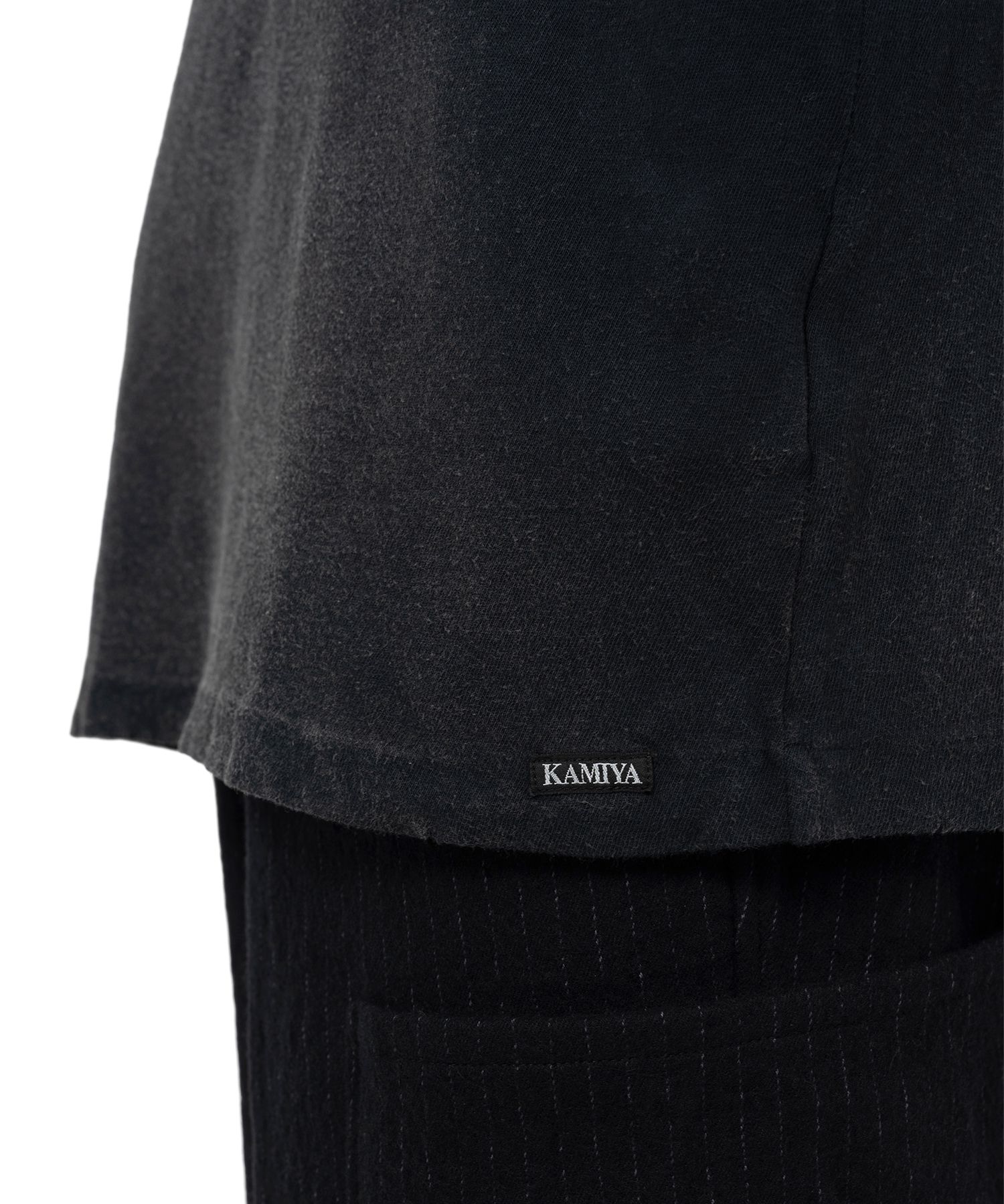 "Messenger Pigeon" Distressed T-shirt