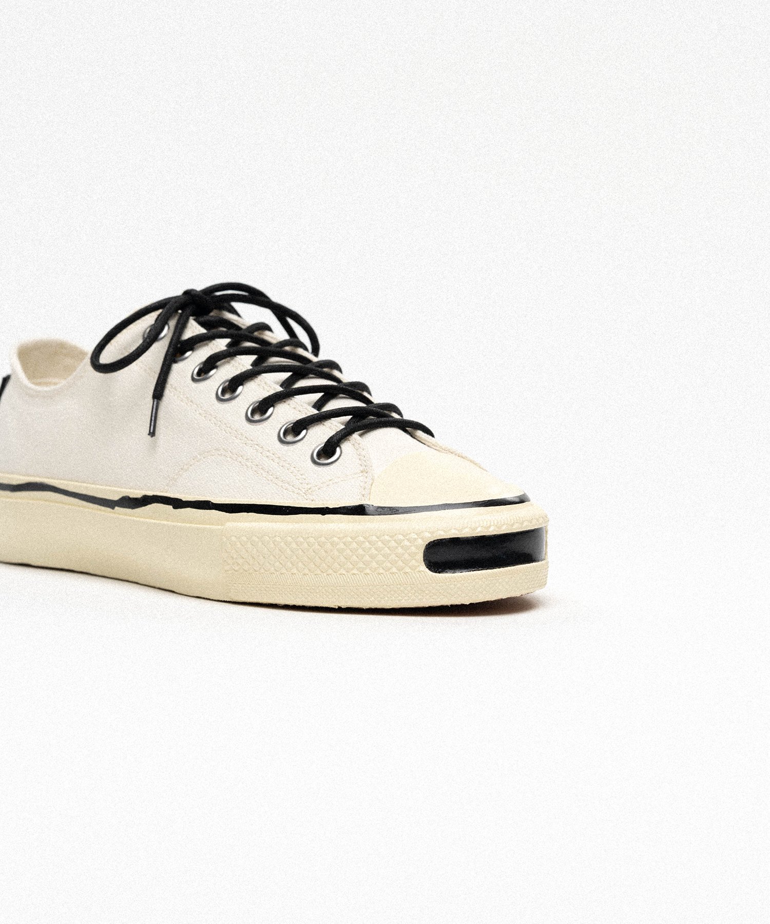 "Joey" Vulcanize Aged Sole Sneaker