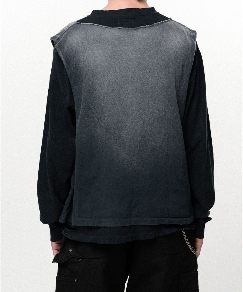 "THE DARKNESS WILL DISAPPEAR" Docking Long-Sleeve T-shirt