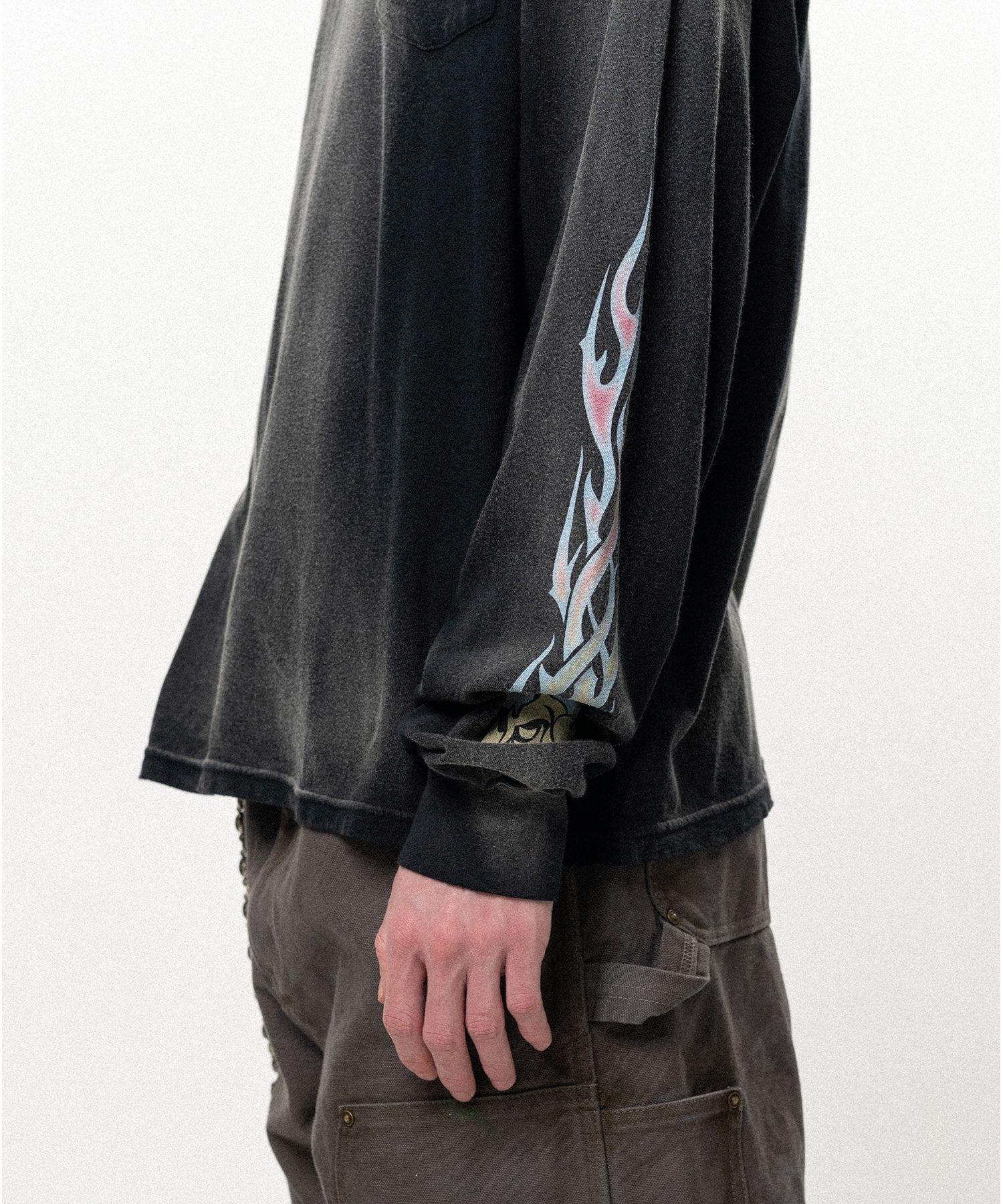 "ROSE-KMY" Distressed Long-Sleeve T-shirt