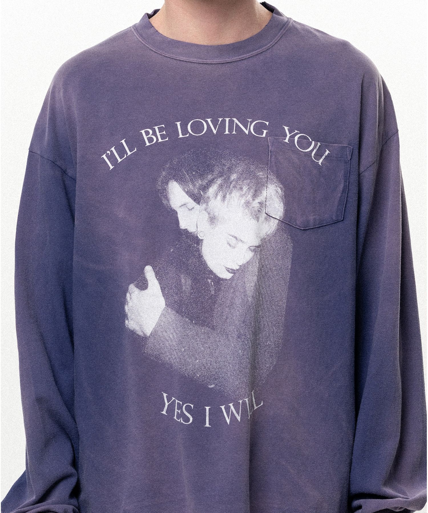 "LOVING" Distressed Long-Sleeve Pocket T-shirt