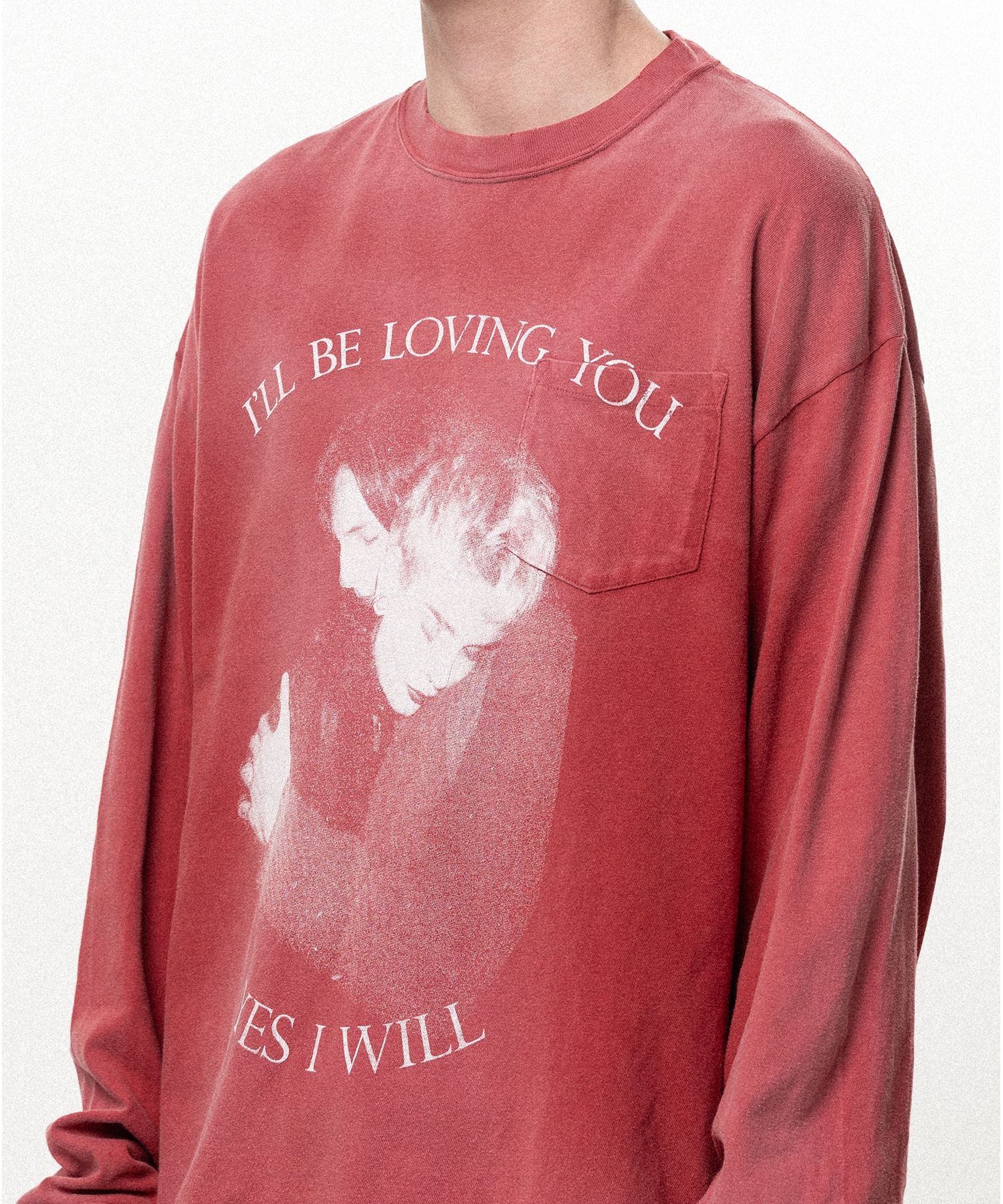 "LOVING" Distressed Long-Sleeve Pocket T-shirt