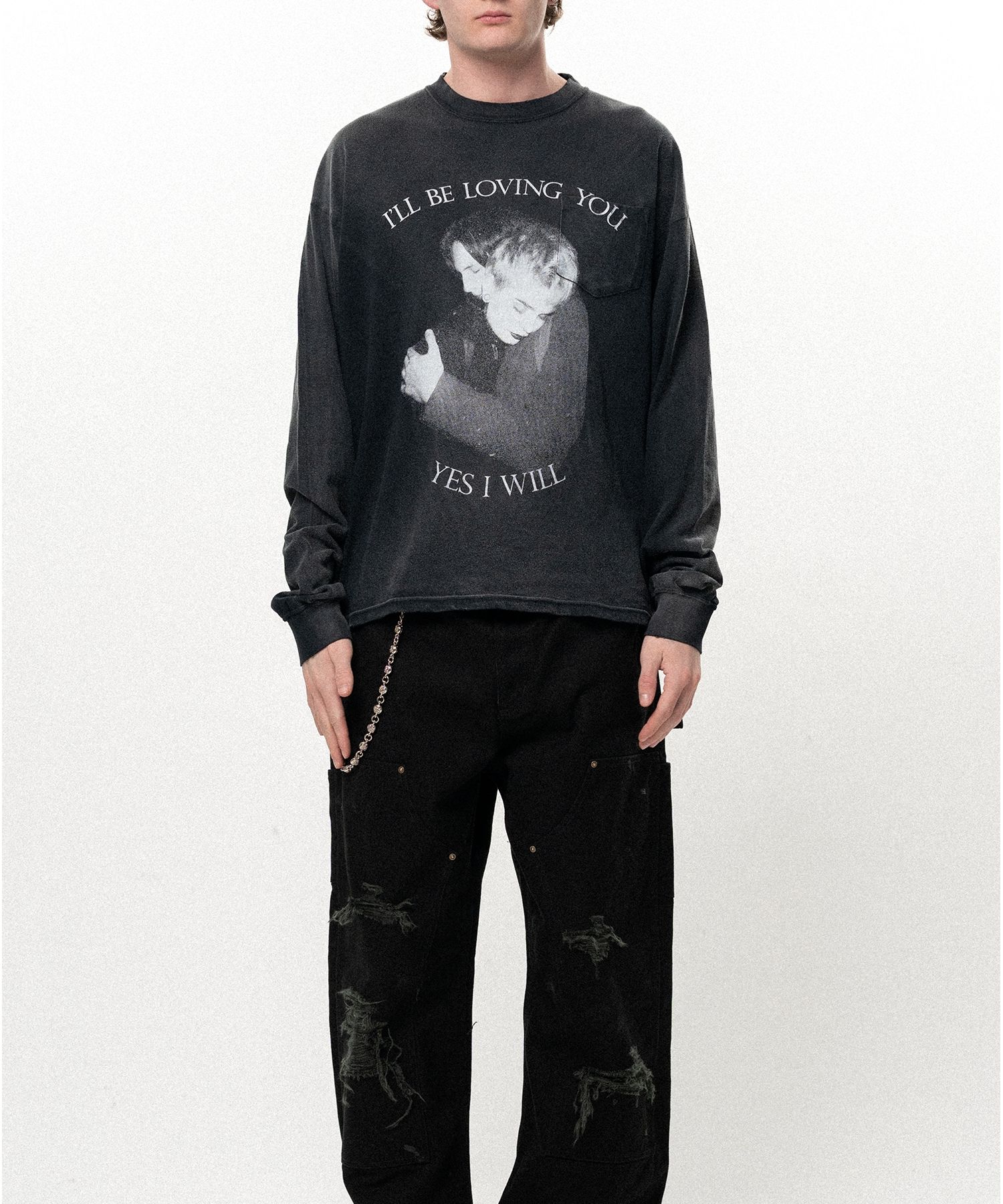 "LOVING" Distressed Long-Sleeve Pocket T-shirt