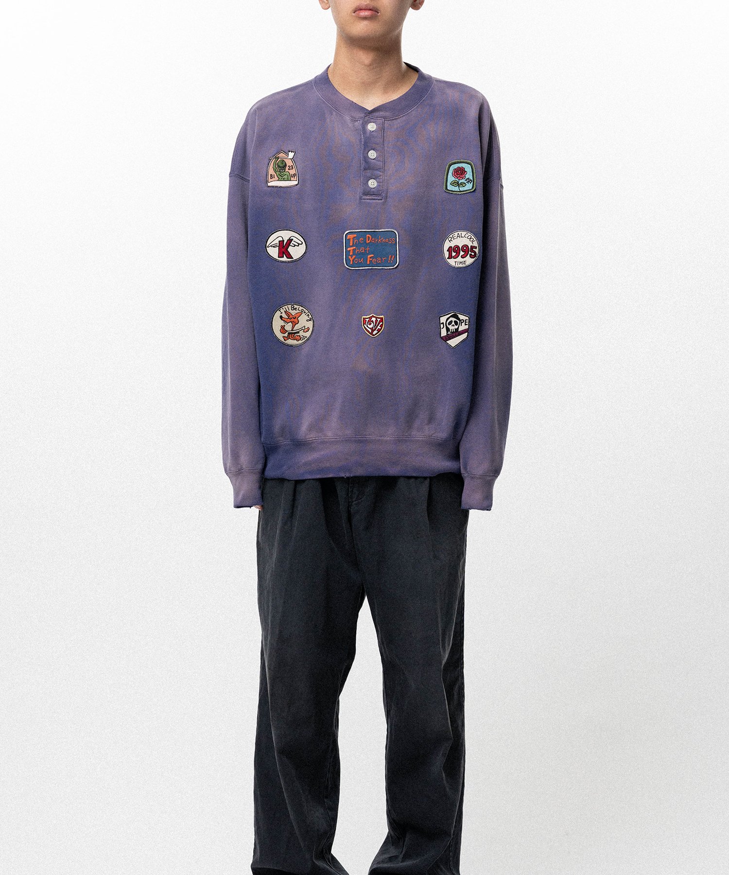 Henry Neck Sweat T/C with Multi-Patch Details