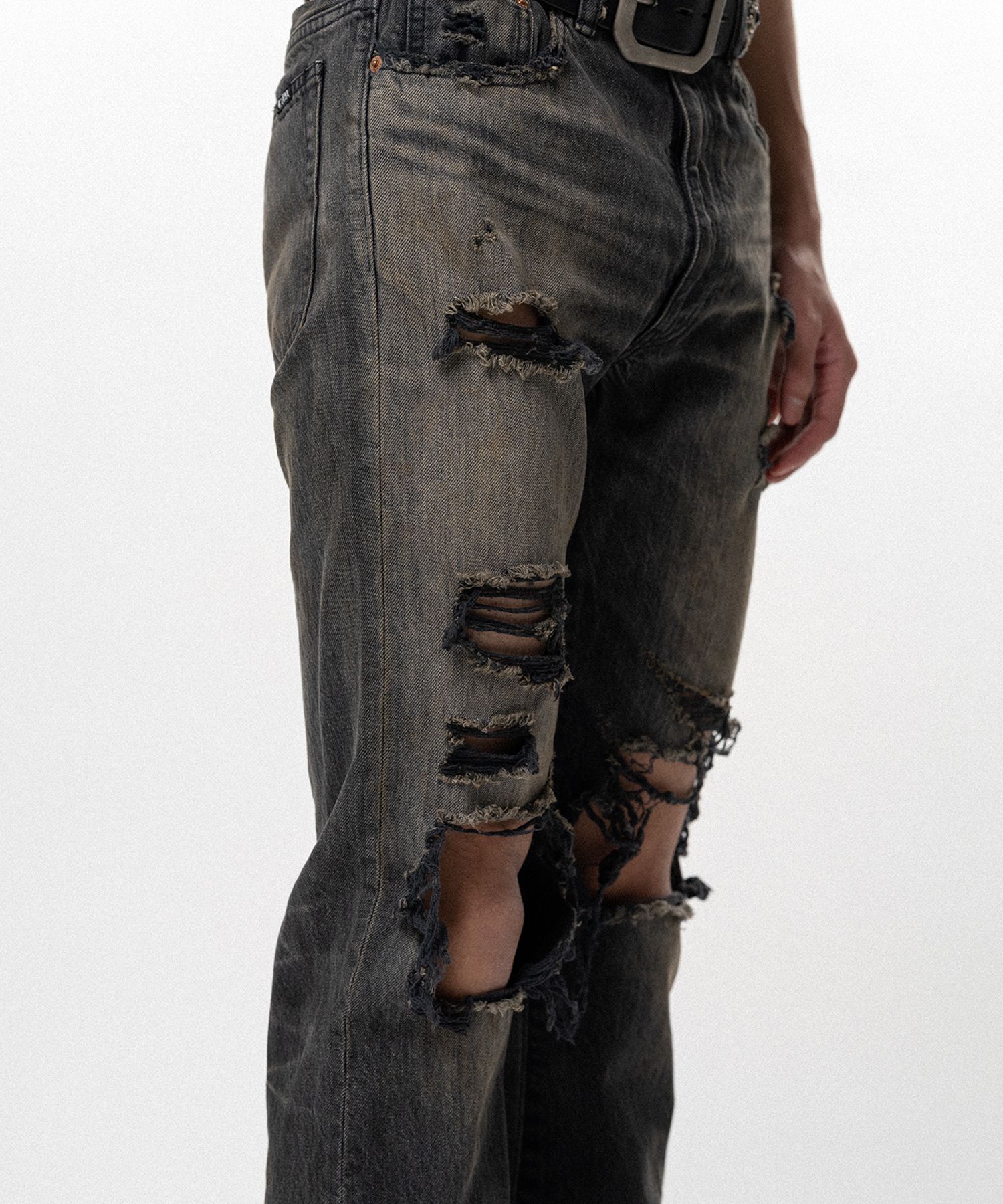 Distressed Bootcut Slim Denim Pants