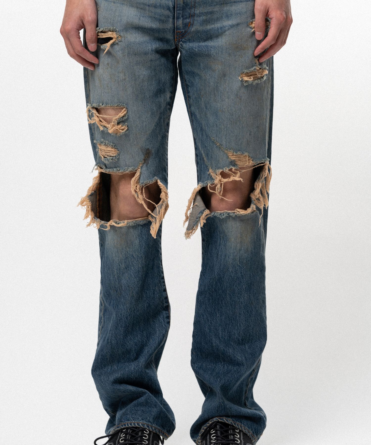 Distressed Bootcut Slim Denim Pants