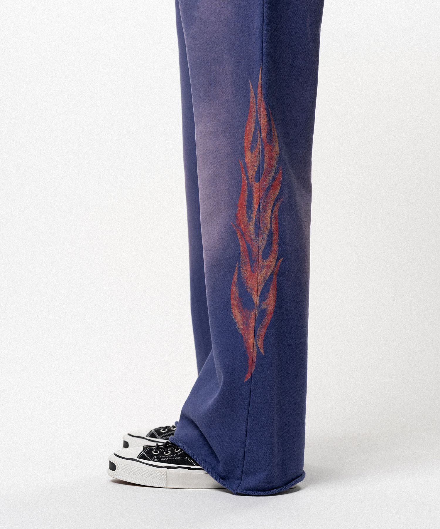 "CRAYON FLAME" Distressed Bootcut Sweat Pants