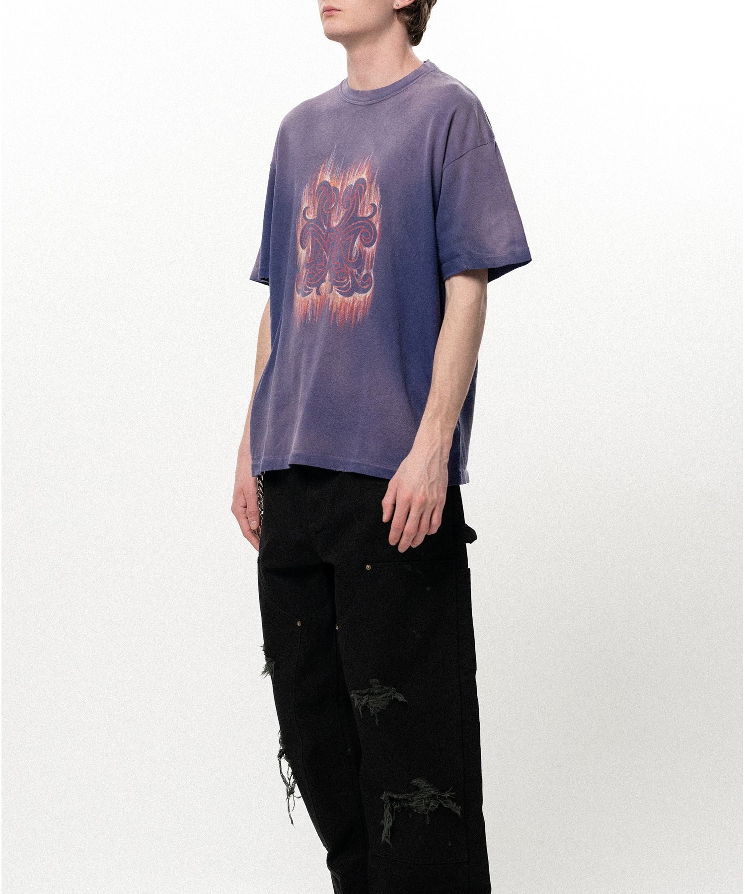 "CRAYON FLAME" Distressed T-shirt