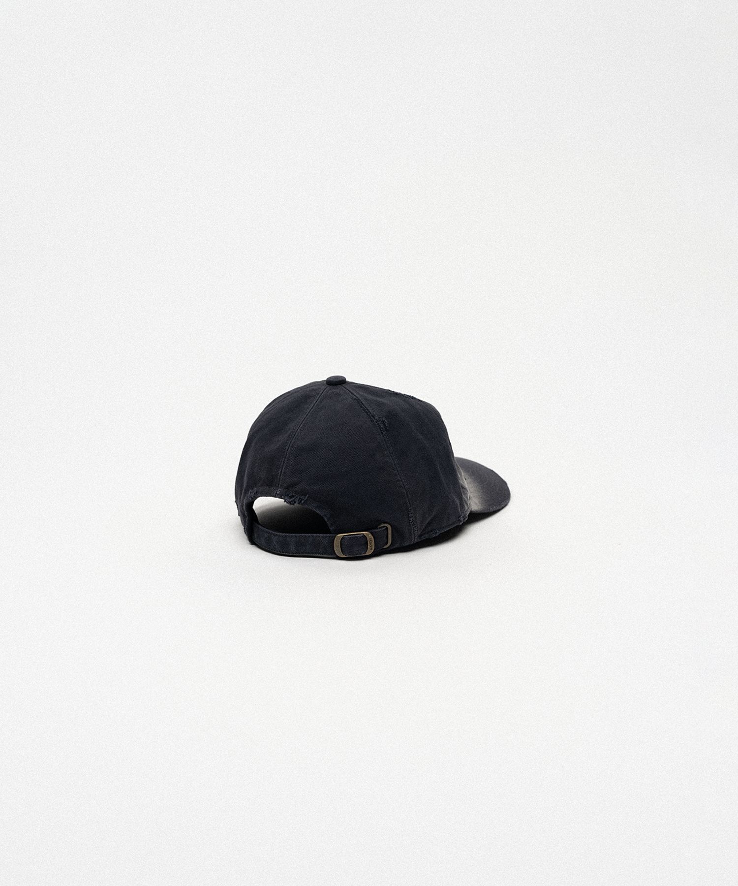 "KMY" Distressed Cap