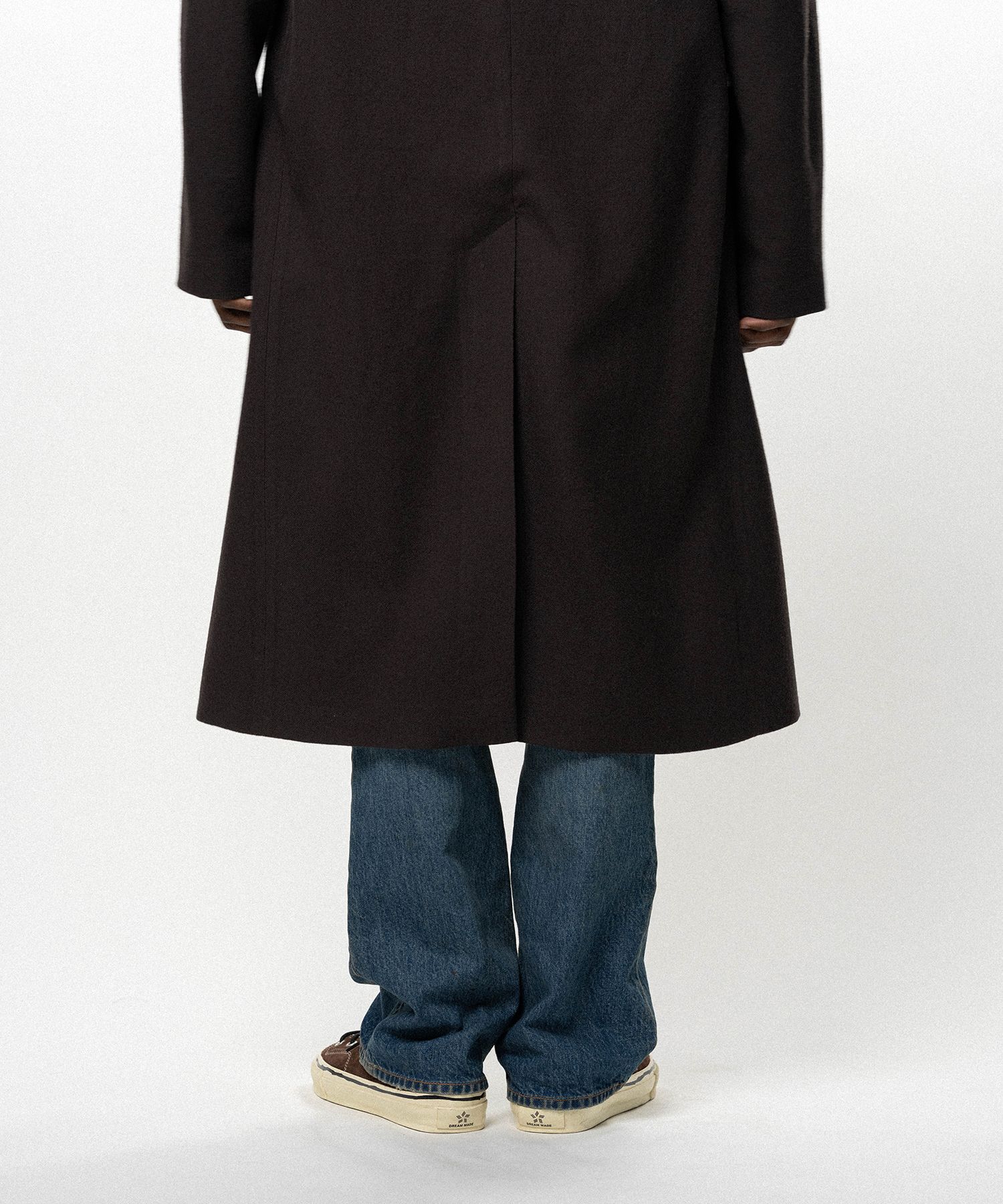 "GREATNESS ACT-COOL"  Embroidered Serge Overcoat