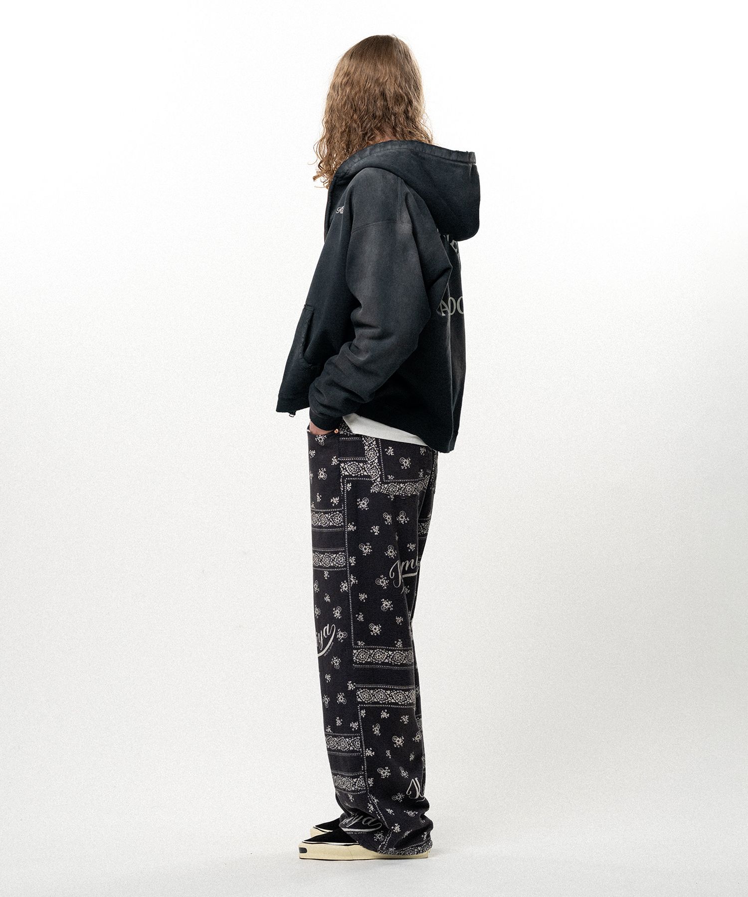 "GREATNESS ACT-COOL" Embroidered Zip-up Hoodie