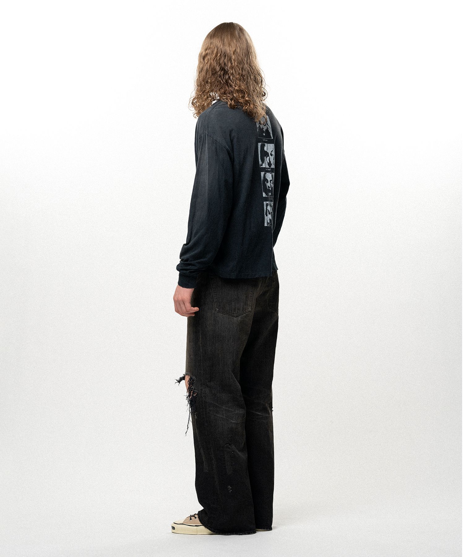 "DISTORTED Girl" Distressed L/S T-shirt