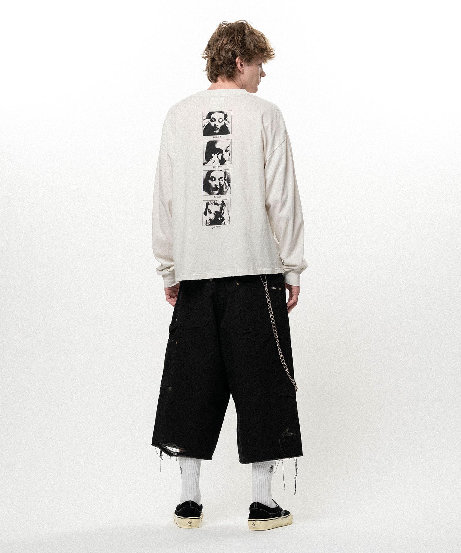 "DISTORTED Girl" Distressed L/S T-shirt