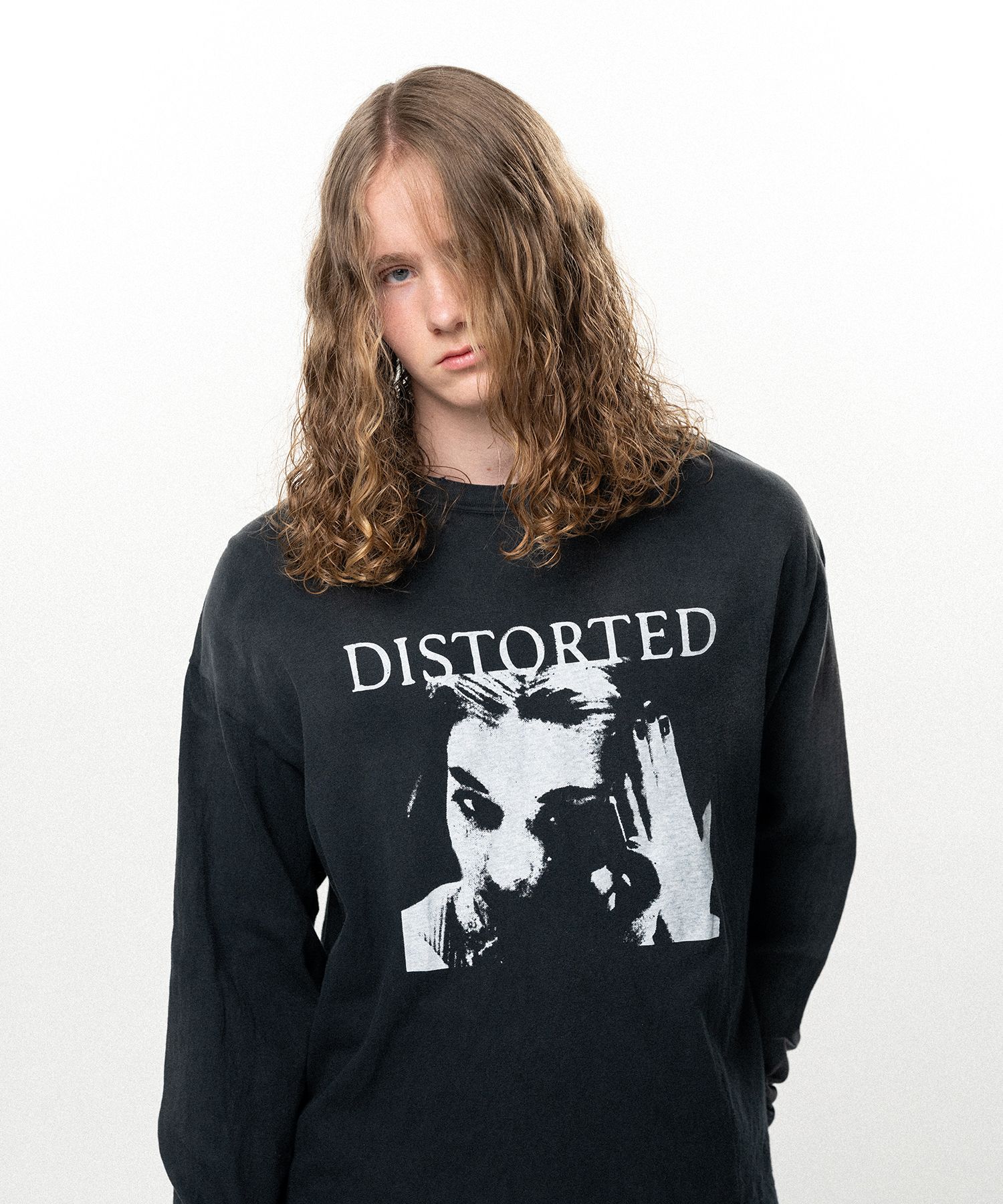 "DISTORTED Girl" Distressed L/S T-shirt
