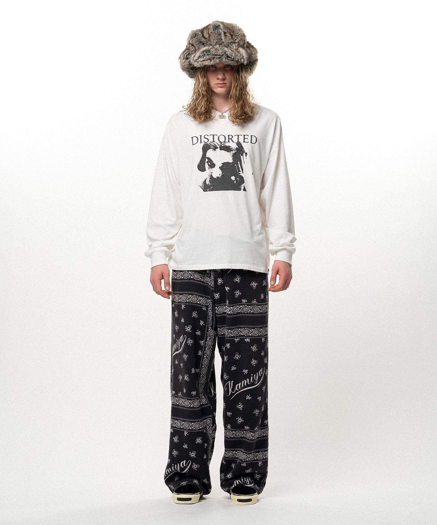 "DISTORTED Girl" L/S T-shirt