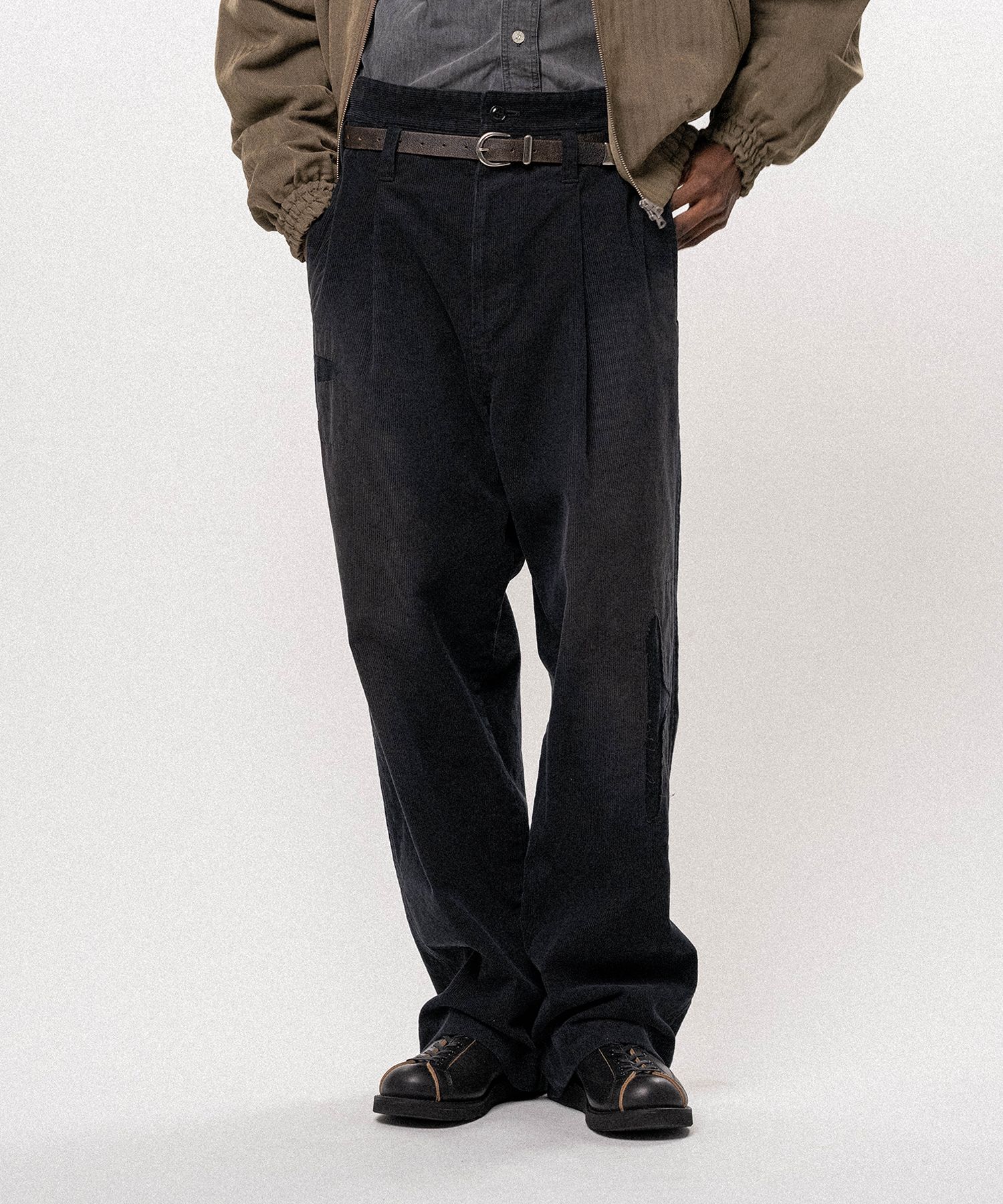 Repaired Corduroy V-Back Wide Pants