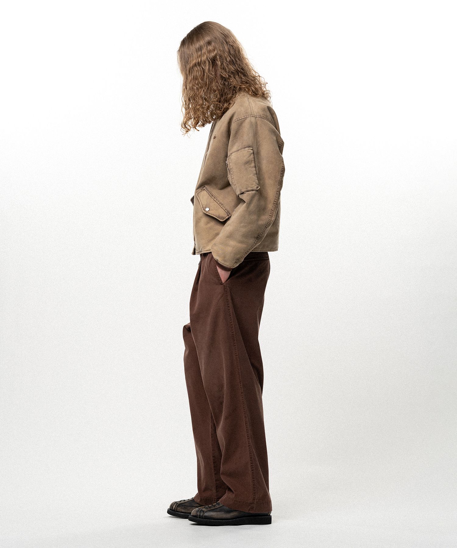 Distressed Tencel Chino V-Back Wide Pants