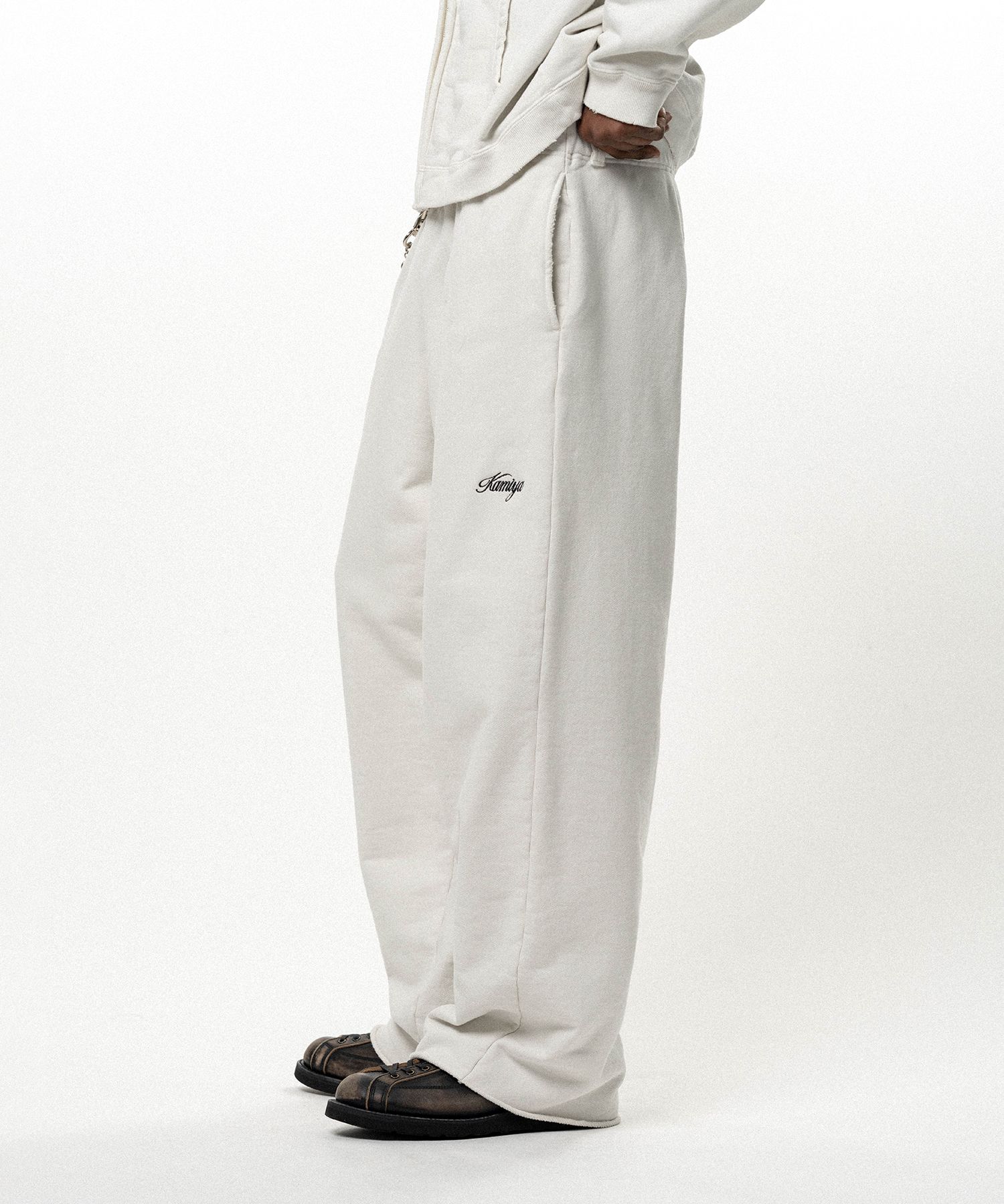 Embroidered Wide Sweat Pants