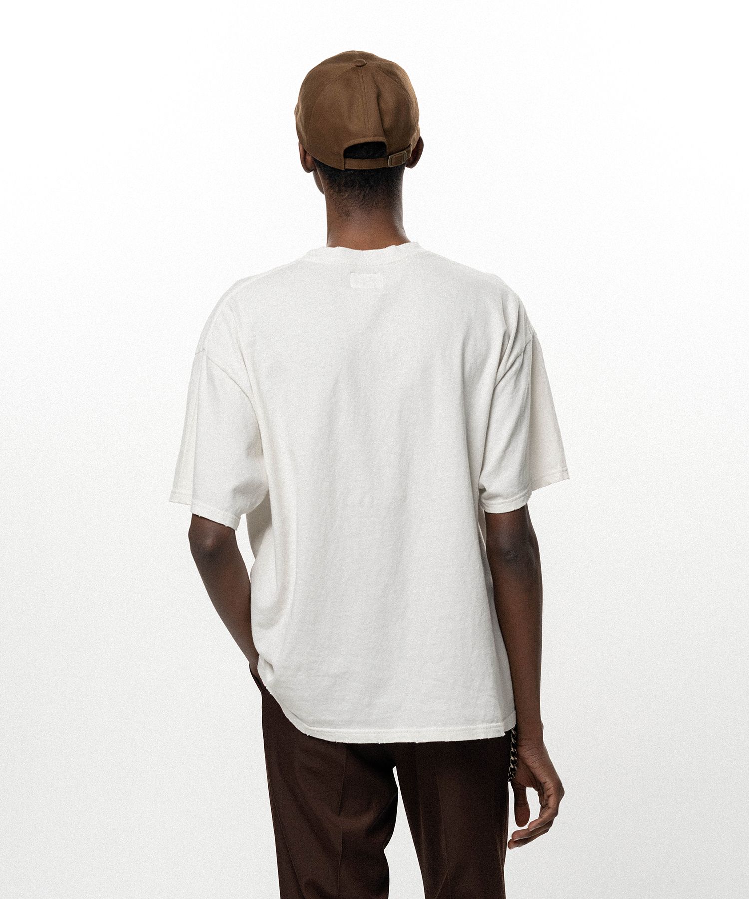 "STAY TRUE TO YOUR DREAM" Distressed Pocket T-shirt