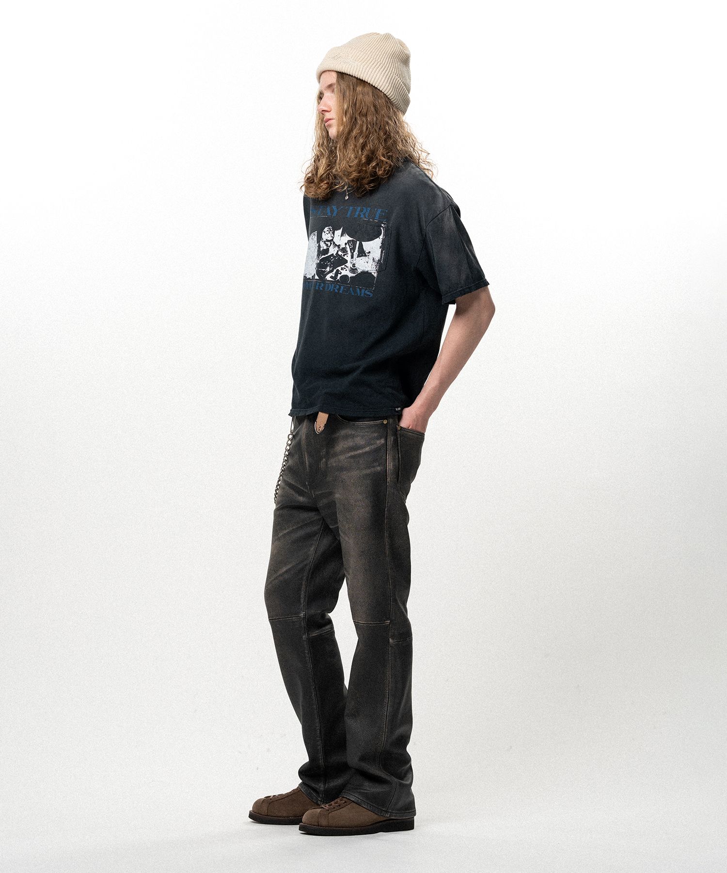 "STAY TRUE TO YOUR DREAM" Distressed Pocket T-shirt