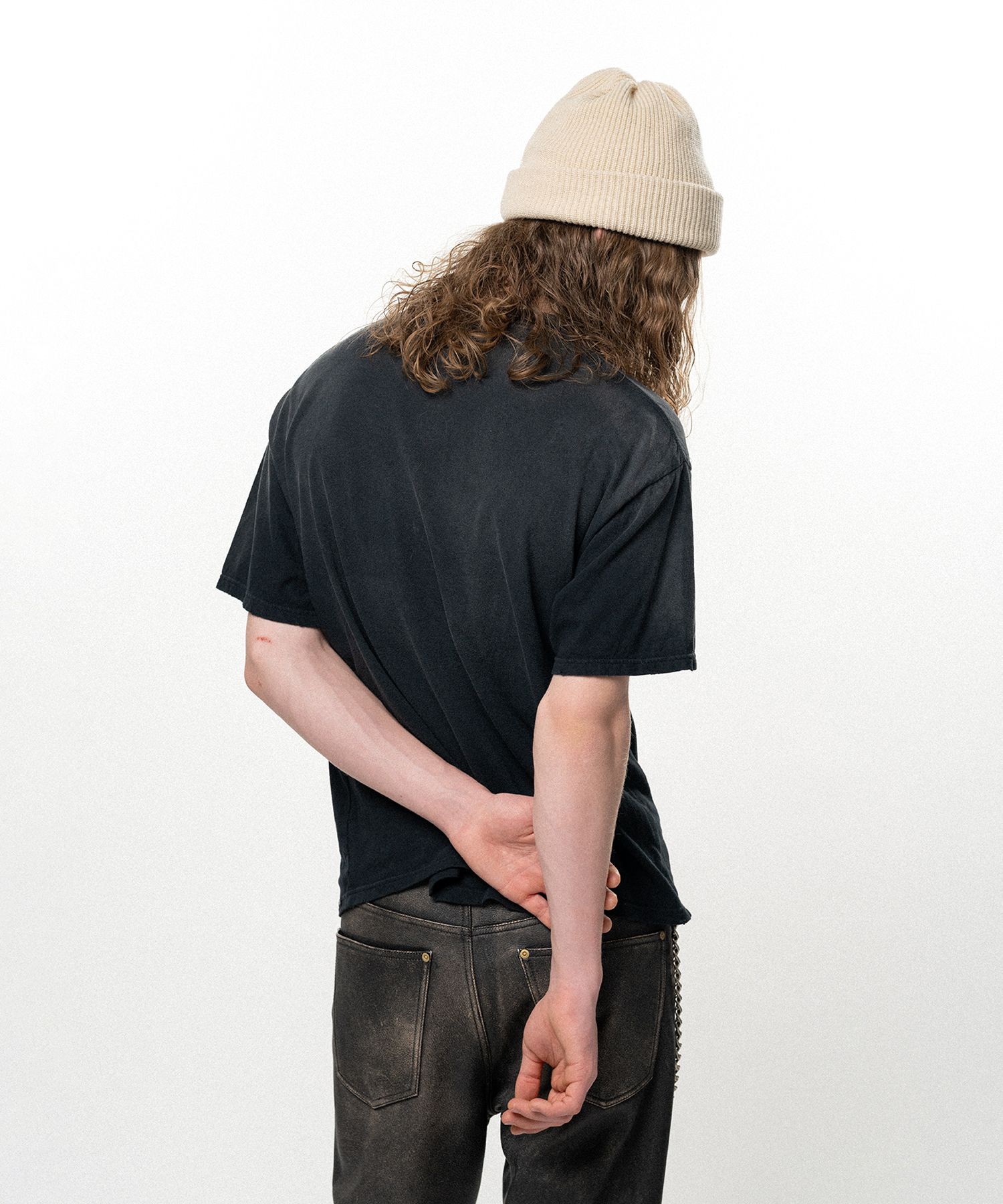 "STAY TRUE TO YOUR DREAM" Distressed Pocket T-shirt